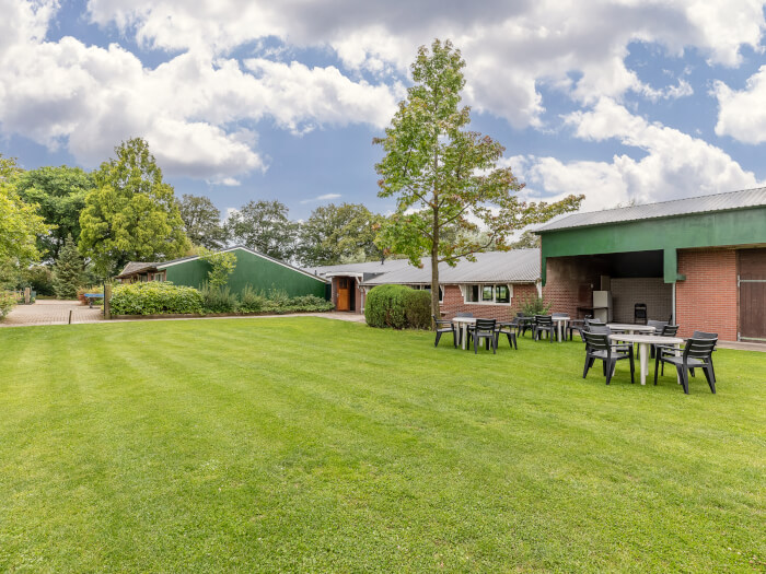 Vakantiewoning in Sinderen (Gelderland) voor 42 personen met 7 slaapkamers.