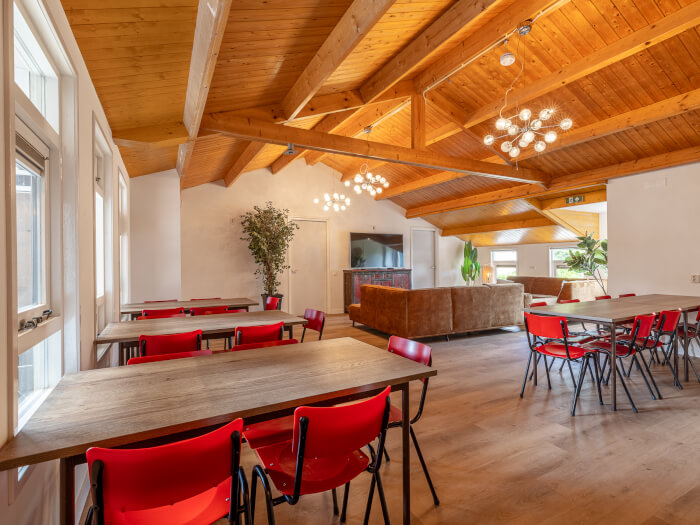 Vakantiewoning in Hardenberg (Overijssel) voor 18 personen met 7 slaapkamers.