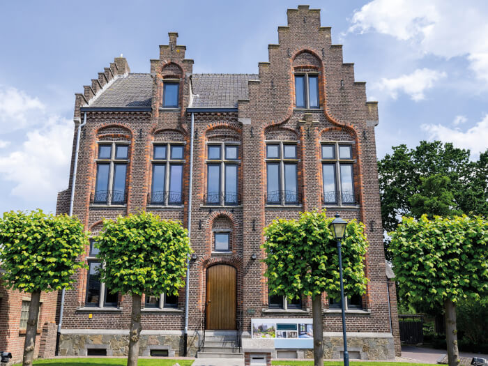 Vakantiewoning in Stokkem (Limburg) voor 12 personen met 5 slaapkamers.