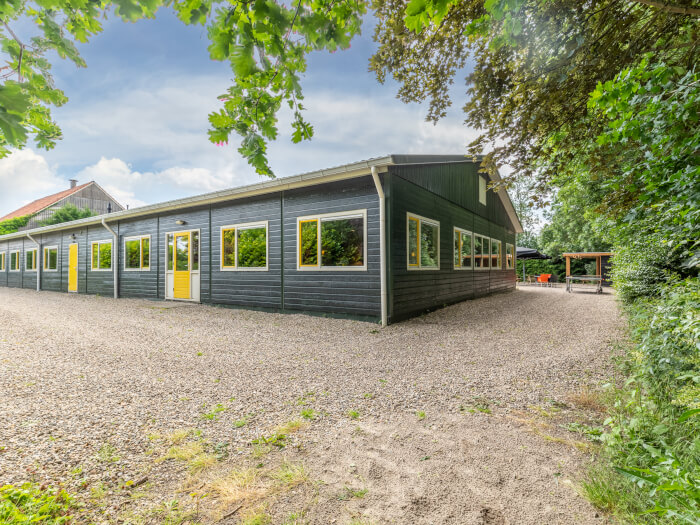 Vakantiewoning in Nagele (Flevoland) voor 25 personen met 11 slaapkamers.