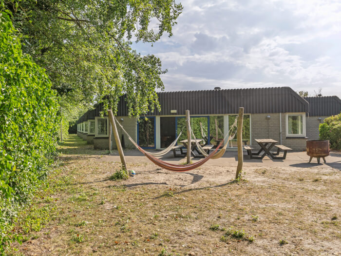 Vakantiewoning in Den Helder (Noord-Holland) voor 40 personen met 17 slaapkamers.