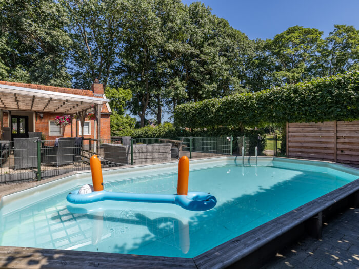 Vakantiewoning in 2e Exloërmond (Drenthe) voor 14 personen met 4 slaapkamers.