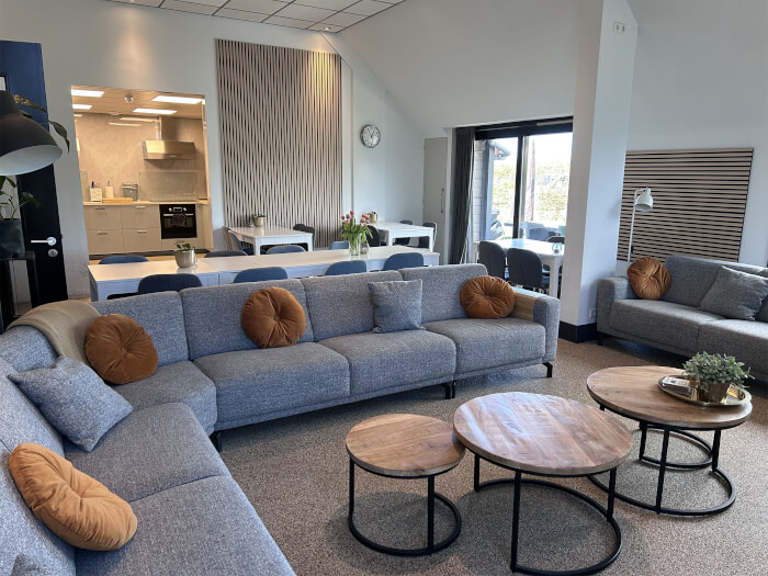 Vakantiewoning in Zevenbergen (Noord-Brabant) voor 26 personen met 12 slaapkamers.